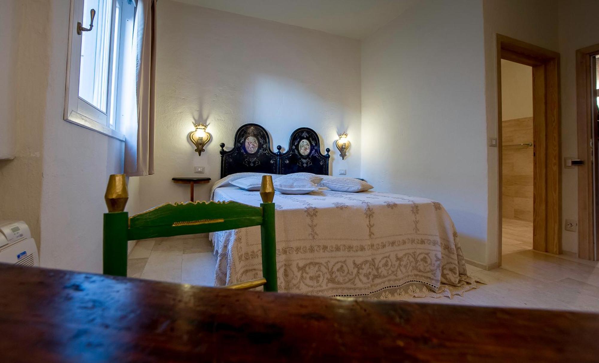 Antica Dimora La Corona San Pantaleo Luaran gambar